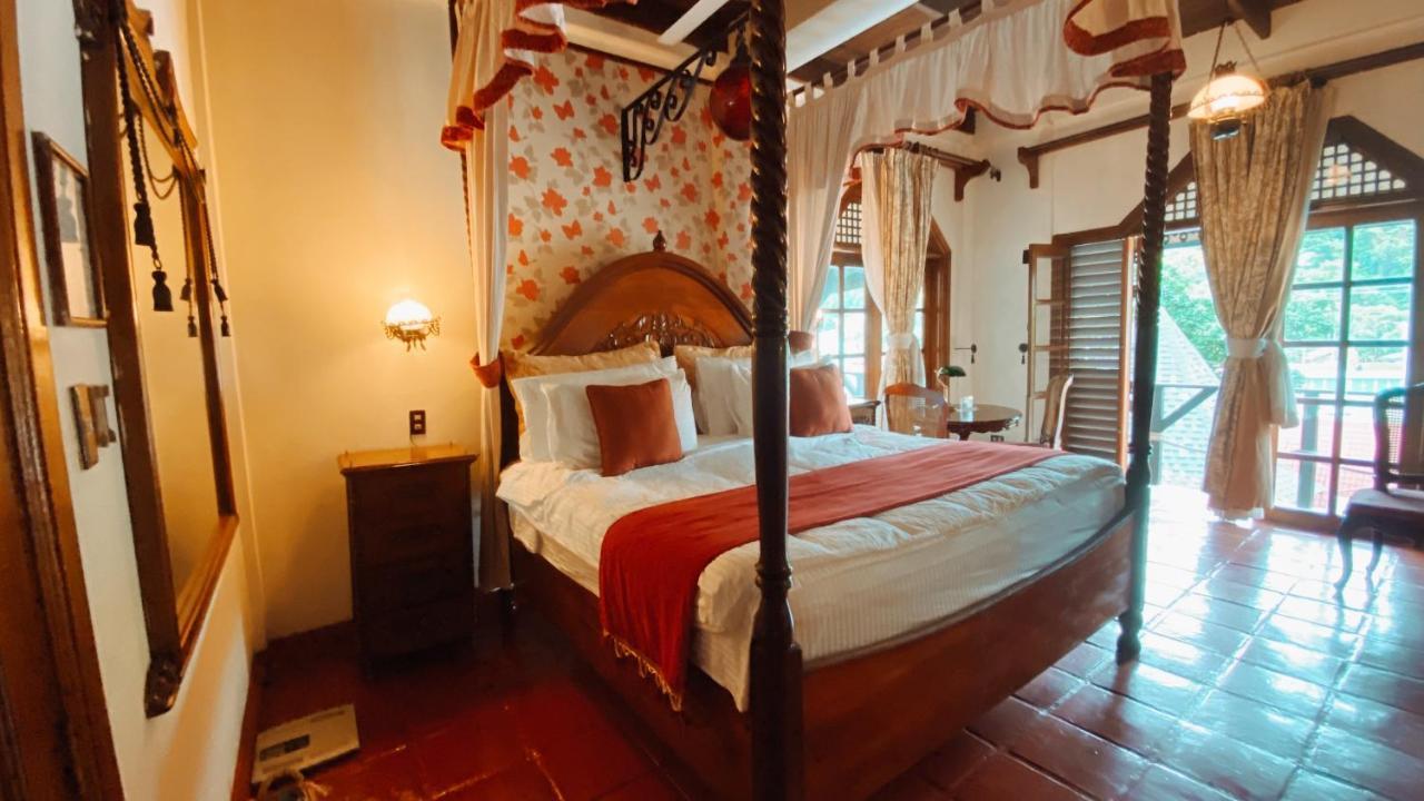 Tropicana Castle Dive Resort Powered By Cocotel Puerto Galera Luaran gambar