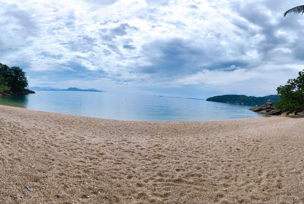 Tropicana Castle Dive Resort Powered By Cocotel Puerto Galera Luaran gambar